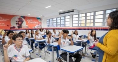 SECRETARIA DE EDUCAÇÃO PUBLICA PORTARIA QUE REFORMULA CURRÍCULO DO ENSINO MÉDIO NA BAHIA